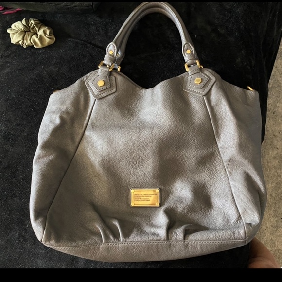 Marc By Marc Jacobs Handbags - Marc Jacobs handbag Francesca large EXCELLENT condition no strap
